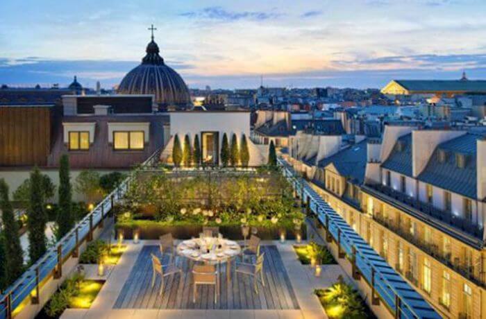Отель «Mandarin Oriental» в Париже
