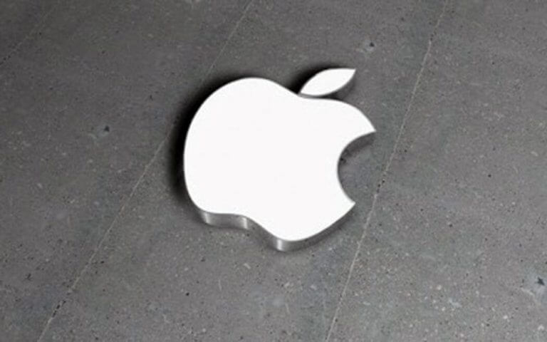 Чому перед назвою продуктів Apple ставиться літера «I»?