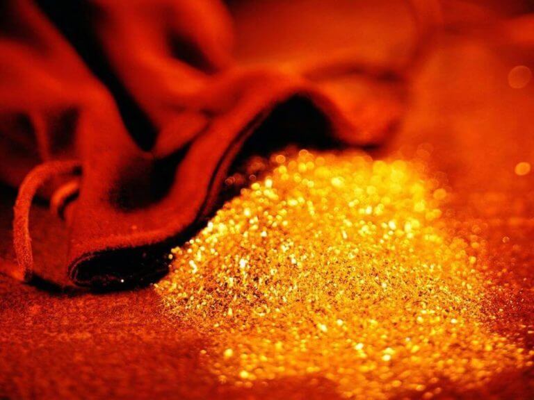 Бактерія, що виробляє чисте золото